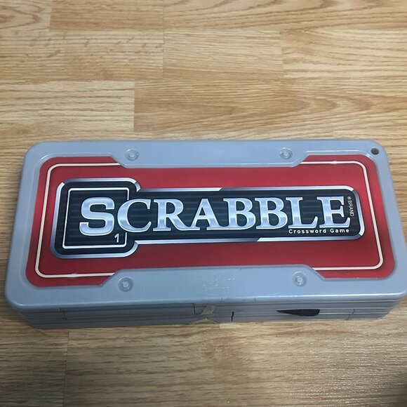 Hasbro Gaming Road Trip Series Scrabble - Picture 1 of 2